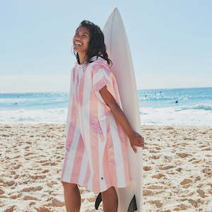 Gift: Dock & Bay Poncho Adult - Malibu Pink