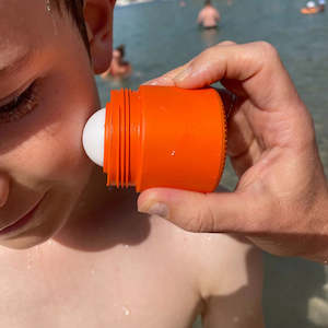 Gift: Solmates Refillable Sunscreen Applicator - Orange