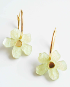 Gift: Hagen & Co Wildflower Earrings - Spearmint