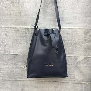 GW3 Bucket Bag Large Navy