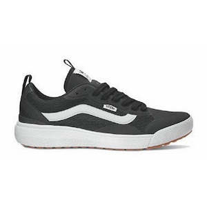 Shoe: Vans UltraRange EXO black/white