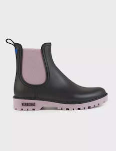 Shoe: Verbenas Negro Antique Welly Ankle Boot