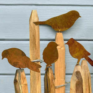 Rusty Metal Bird Ornaments - Set of 4 Lifelike Patina Metal Bird Silhouettes - G…