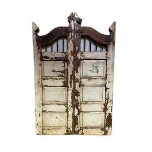 Vintage Shutters Gate