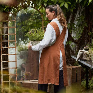 Christmas Gifts For Her: Cross Back French Linen Apron | Tobacco