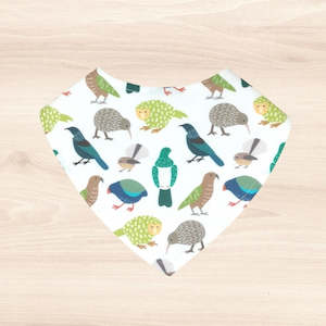 Kiwiana: NZ Birds Dribble Bib