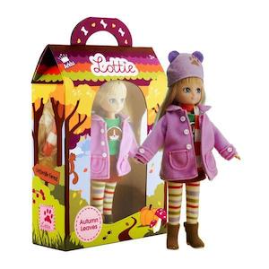 Lottie Doll | Autumn Leaves