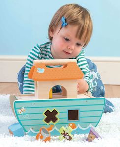 Wooden: Le Toy Van | Le Petit Ark Wooden Shape Sorter