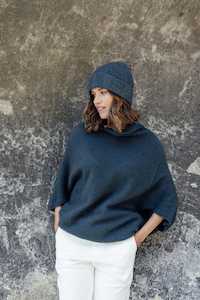 Air Cape Sweater Untouched World