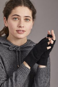 Yarn: Open Finger Gloves