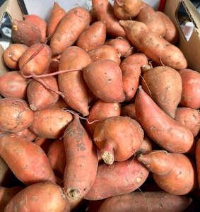 Kumara  Orange (small) *@ 1/2 Kilo (Half).