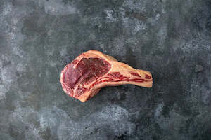 Angus Tomahawk