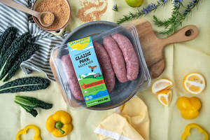 Meat processing: 450g Freedom Farms Classic Pork Sausages