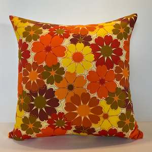 Pillow or cushion: Flower Sunset - Cushion Cover - 50cm x 50cm