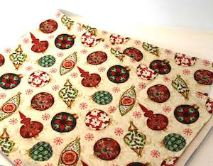 Classic Christmas- Christmas Table Runner