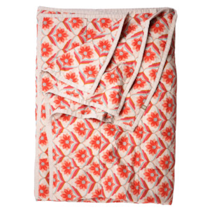 Gift: SOW Edie retro floral double sided linen quilt 210 x 250cm