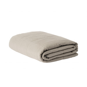 Gift: Linen quilted blanket puddle