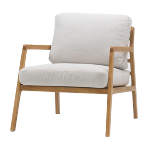 Gift: Nysse solid oak armchair pearl