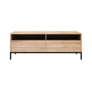 Oak ligna 2-door entertainment unit 140cm long