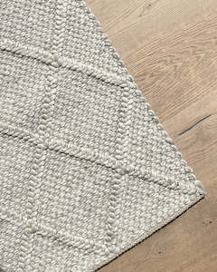 Dakota wool blend floor rug straw