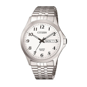 Jewellery: Citizen Gents Steel Expansion Band Watch