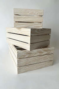 Craft material and supply: 3 Slat Wooden Crate (unit 4 + 12)