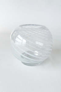 Craft material and supply: Odette Glass Vase (unit 4 + 12)