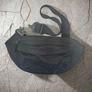 Everyday Faraday Sling Belt Bag by SCRT™ - Go Incognito: Stylish & Security