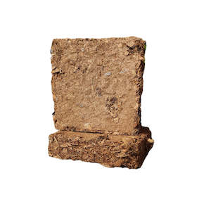 Garden supply: Coco Coir - 40L Compressed Cubes