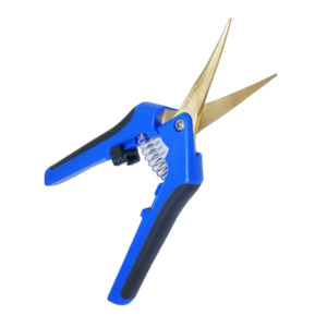 Pruner - Curved cut titanium coated cutting blades