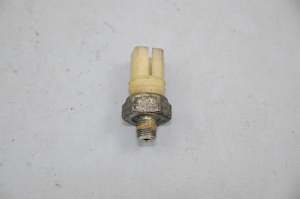 Nissan RB20 RB25 Oil Pressure Sending Unit E DE DET DETT A31 C33 WC34 C35 C35