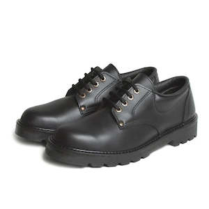 Footwear: McKinlays Delta Jr Black