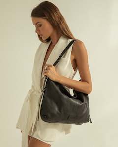 Clothing: Vaucluse Bag