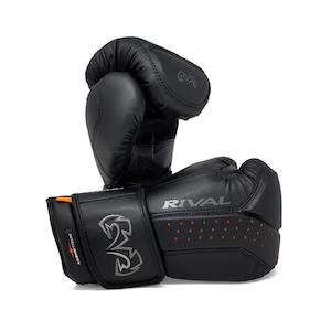 Sporting good wholesaling - except clothing or footwear: Rival RB10 INTELLI-SHOCK Bag Gloves