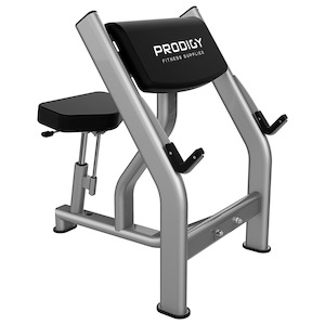 Preacher Curl Machine