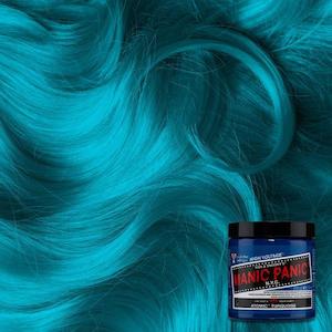 Cosmetic: Manic Panic Atomic Turquiso