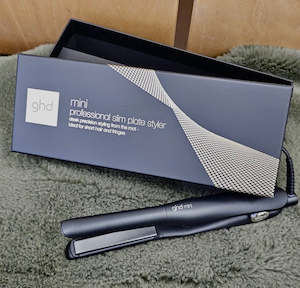 GHD Mini Hair Straightener