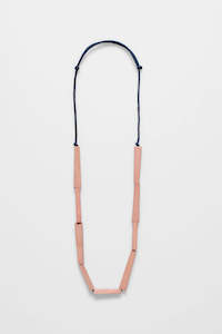 Elk Vakern Half Necklace Apricot/Navy