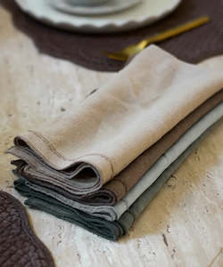 Womenswear: Riley Linen Napkin