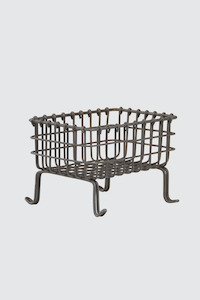 Womenswear: Wire Soap Stand