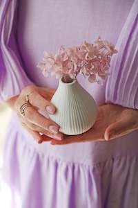 Womenswear: Porcelain Weald Vase Mini