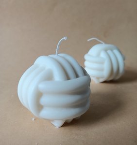 Knot Ball Soy Candle