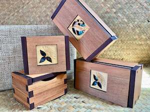 Gift: Rimu Chatterboxes