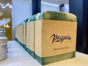 Gift: Poipoia Ōtautahi Kawakawa Soap