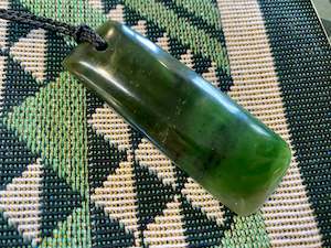 Gift: Pounamu Large Toki pendant