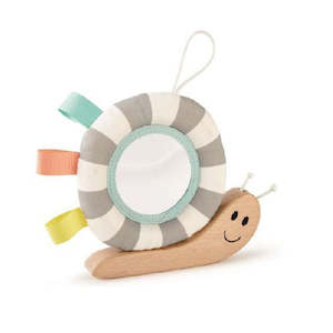 Hape Hook N’ Look Snail