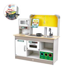 Deluxe Kitchen Playset with Fan Fryer