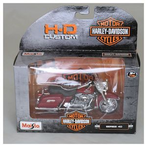 Harley%C2%AE Die Cast Replica Bikes Cars And Trucks: ma31360an-b Harley HD SERIES #40 1999 FLHR ROAD KING RED ma31360an-b