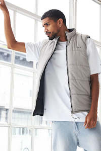 Essentials Mens: Crate Reversible Puffer Vest Black Grey