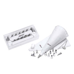 Cake Decorating: Avanti 18 Piece Icing Set